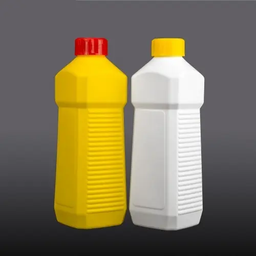 Yellow and white square HDPE plastic bottles for chemical and lubricant packaging