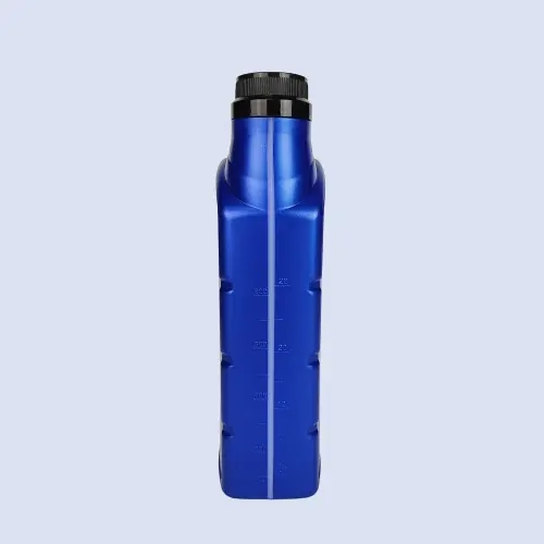 Side view of 1000ml blue engine oil bottle with molded measuring scale.