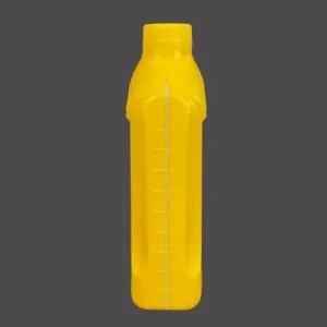 1000ml hdpe engine oil bottle side view Side view of 1000ml HDPE engine oil bottle with volume level markings.