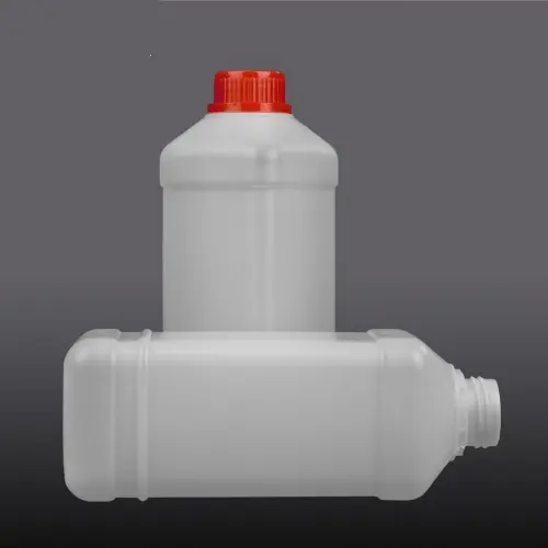 1000ml square HDPE lubricant jerry can shown in horizontal position.