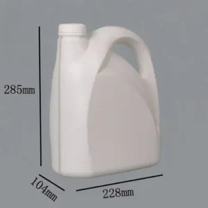 4l white hdpe engine oil bottle manufacturer Front view of a 4 liter white HDPE plastic engine oil bottle with ergonomic handle for automotive lubricant and motor oil packaging.