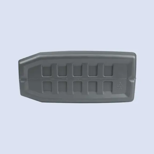 Bottom view of a 4 liter HDPE engine oil bottle with reinforced molded base.